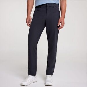 VRST Men’s Limitless Athletic Fit Pocket Pants